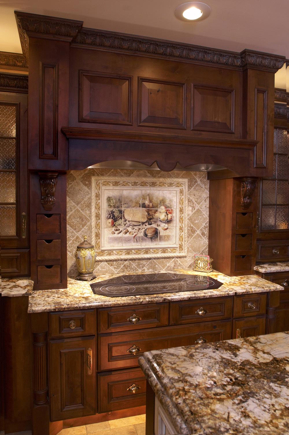 30 Amazing Kitchen Dark Cabinets Design Ideas - Decoration ...