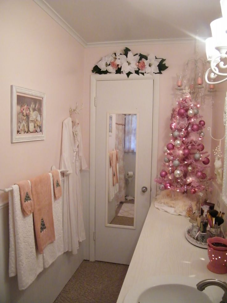 Bathroom Christmas Decorations Ideas - Decoration Love