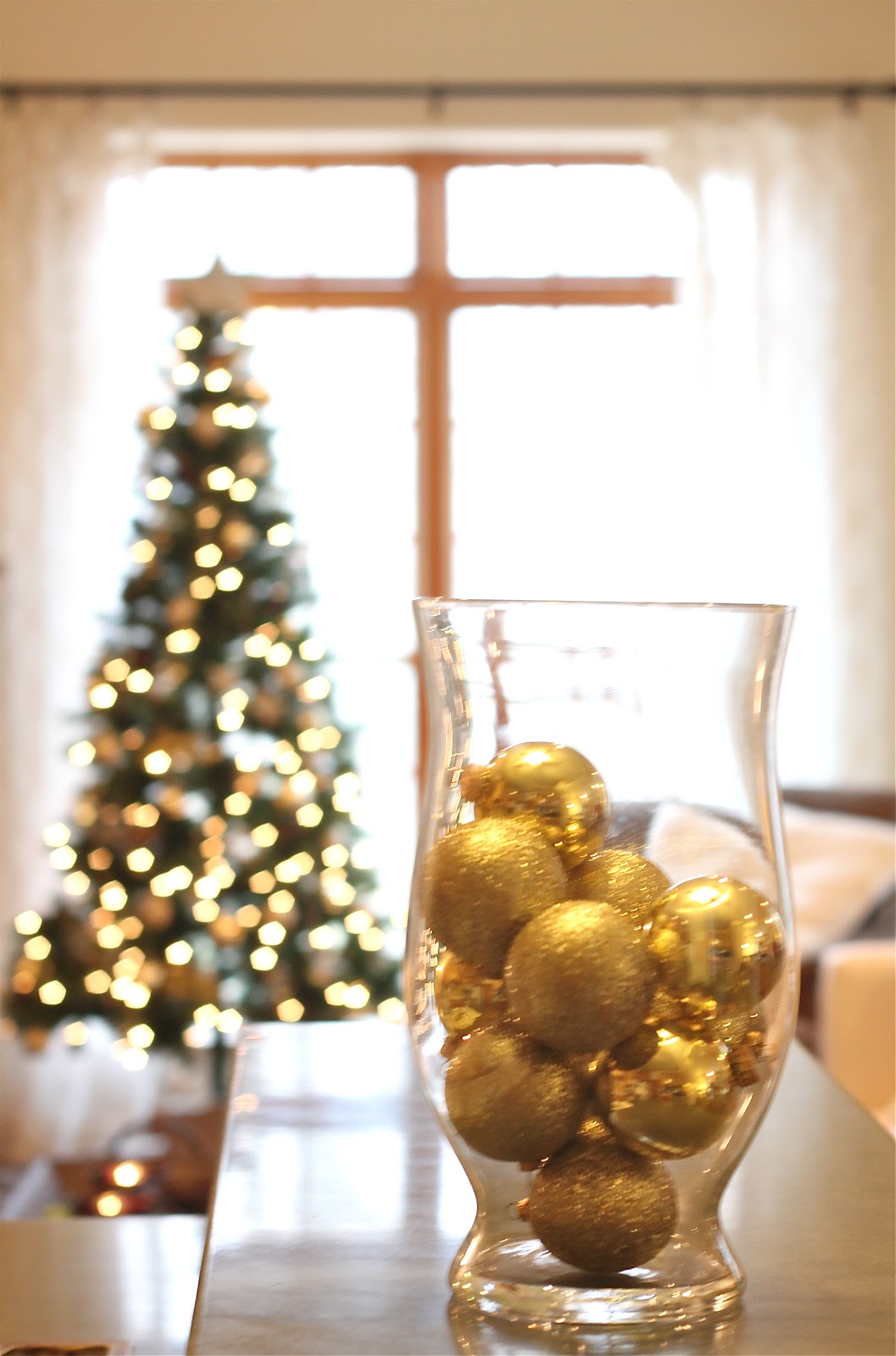 christmas budget decorating decorations holiday decor easy simple elegant