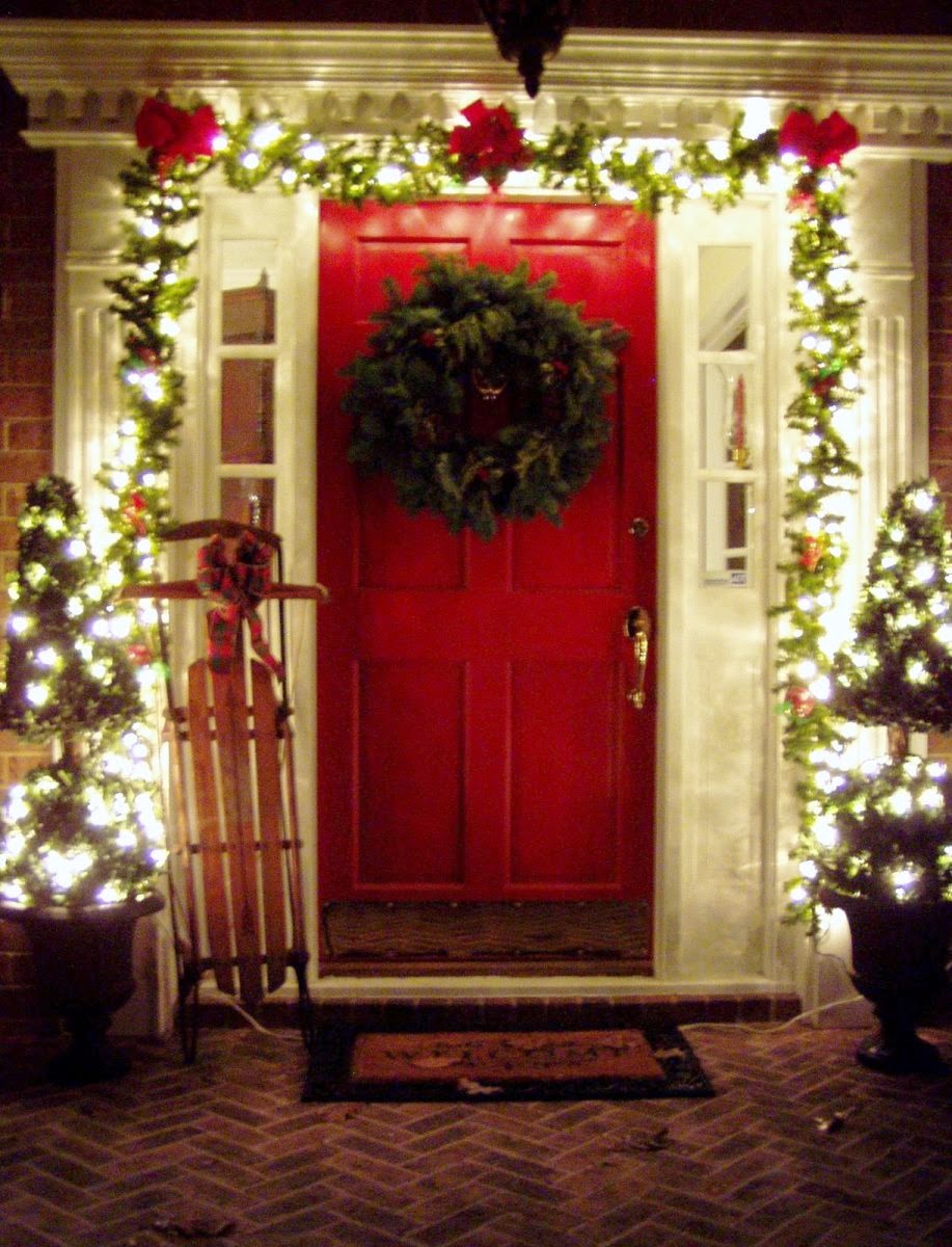36 Amazing Outdoor Christmas Decorations Ideas  Decoration Love