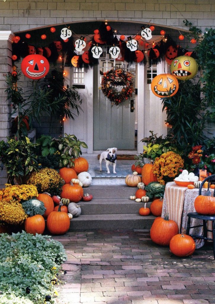 25 Halloween Porch Decorations Ideas - Decoration Love