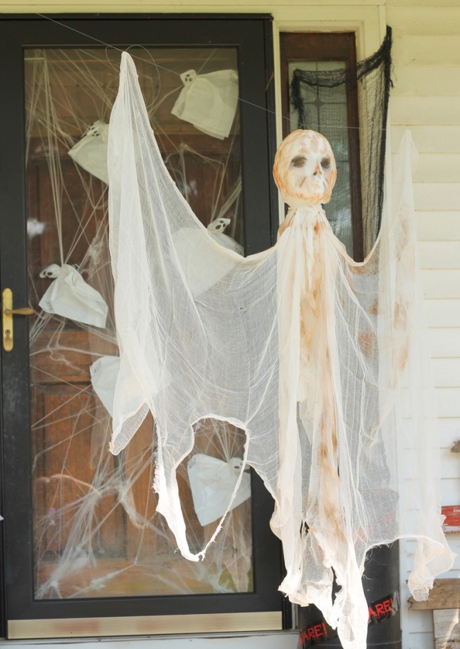 Ghost Halloween Outdoor Decorations - Decoration Love