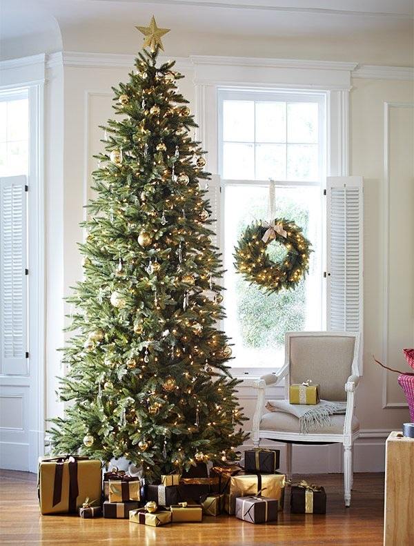30 Slim Christmas Tree Decorations Ideas - Decoration Love