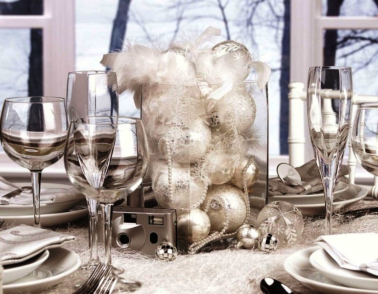 30 Simple White Christmas Decorations Ideas - Decoration Love