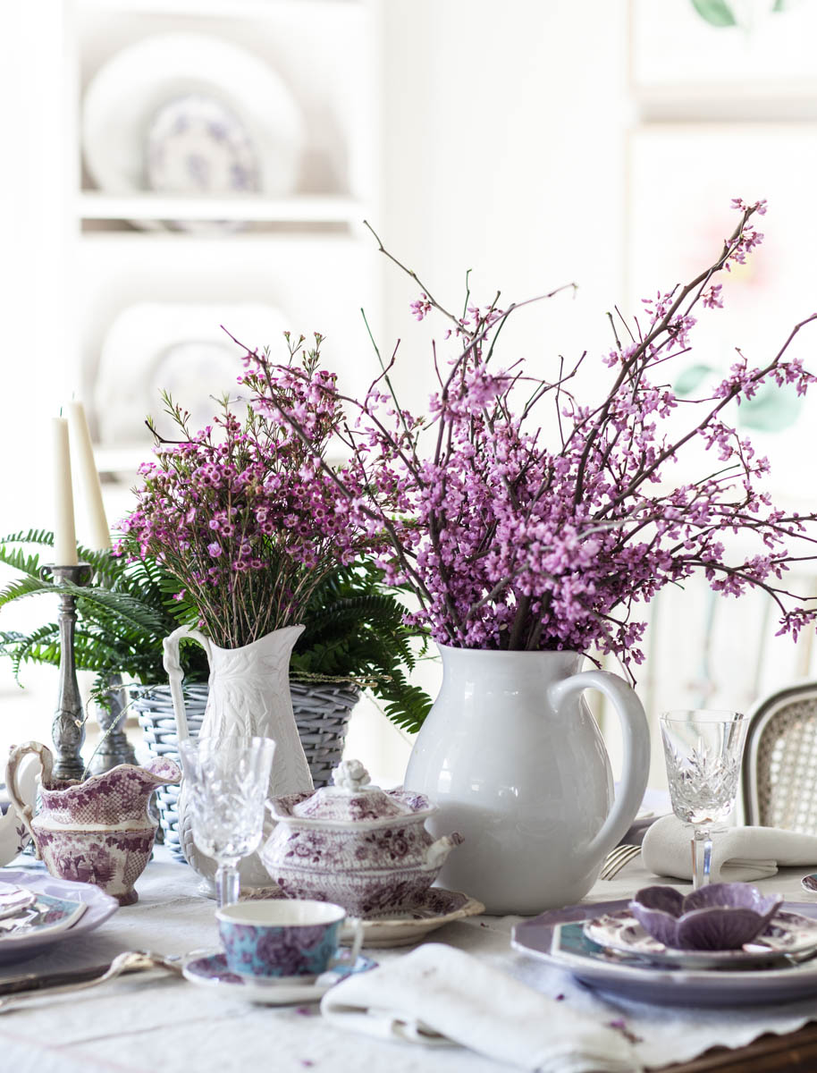 18. A Vintage Table With the Scent of Lavender