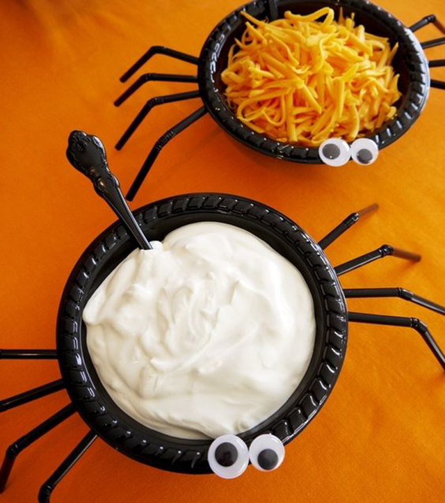 Spiders made with disposable plates 38