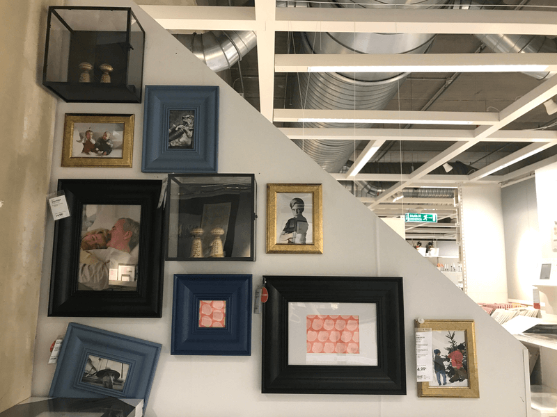 Wide photo frames to decorate the wall