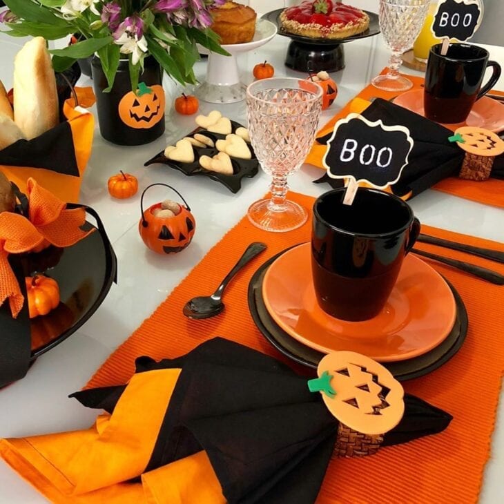 1. Color Range of the Table for Halloween 1