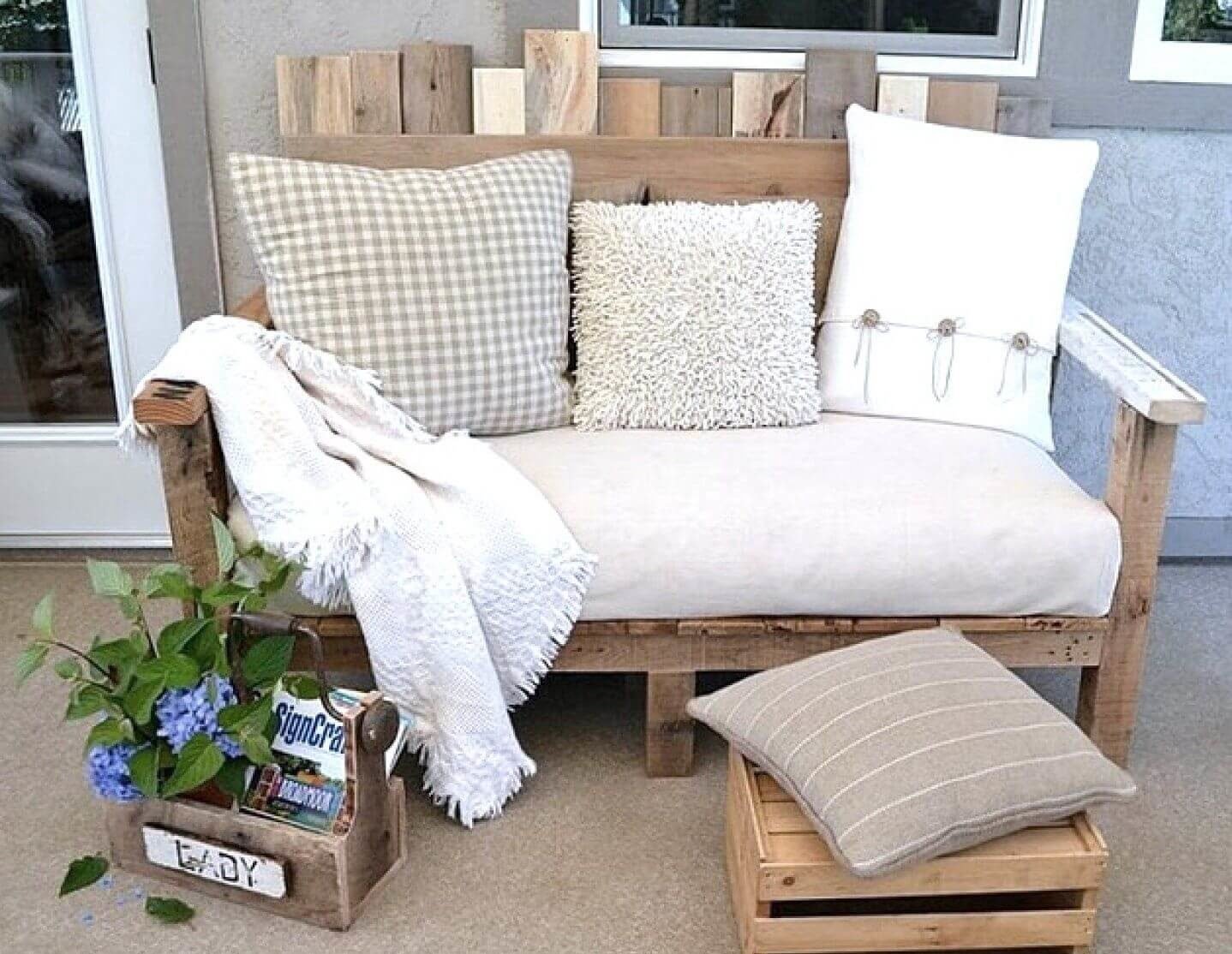 13 – Pallet sofa