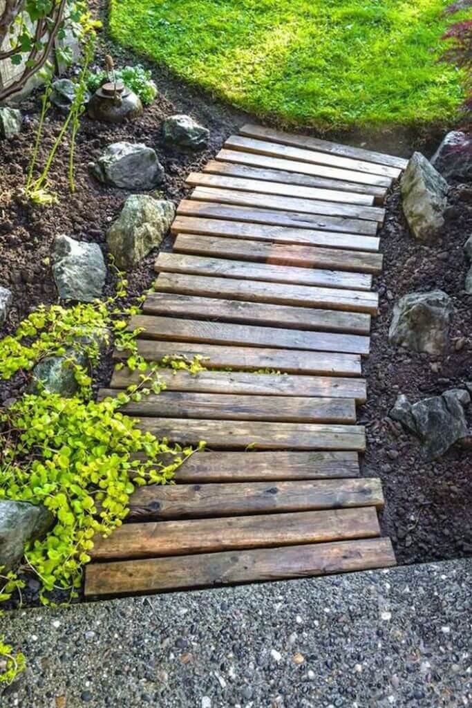 17 – Wooden walkway