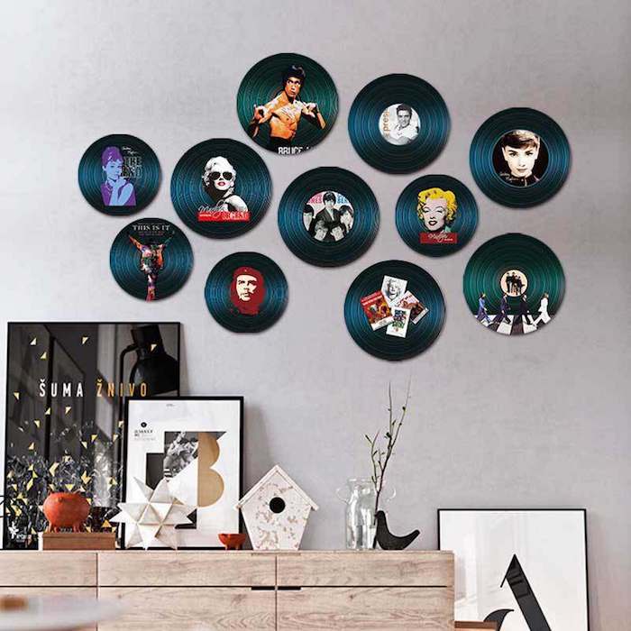 22- Decorate with icons