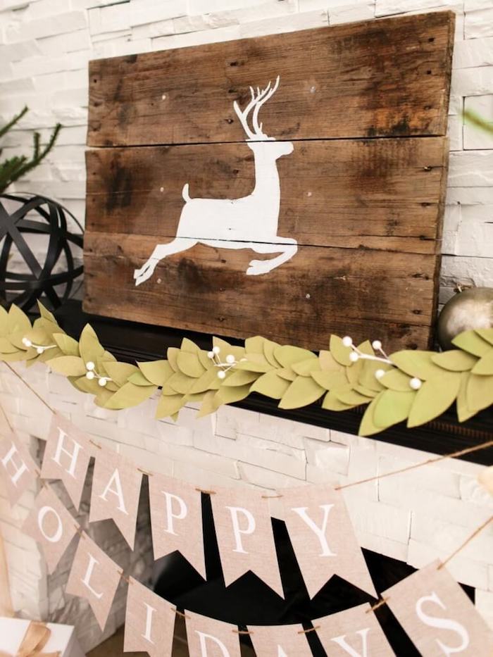 29 – Sign with a reindeer silhouette