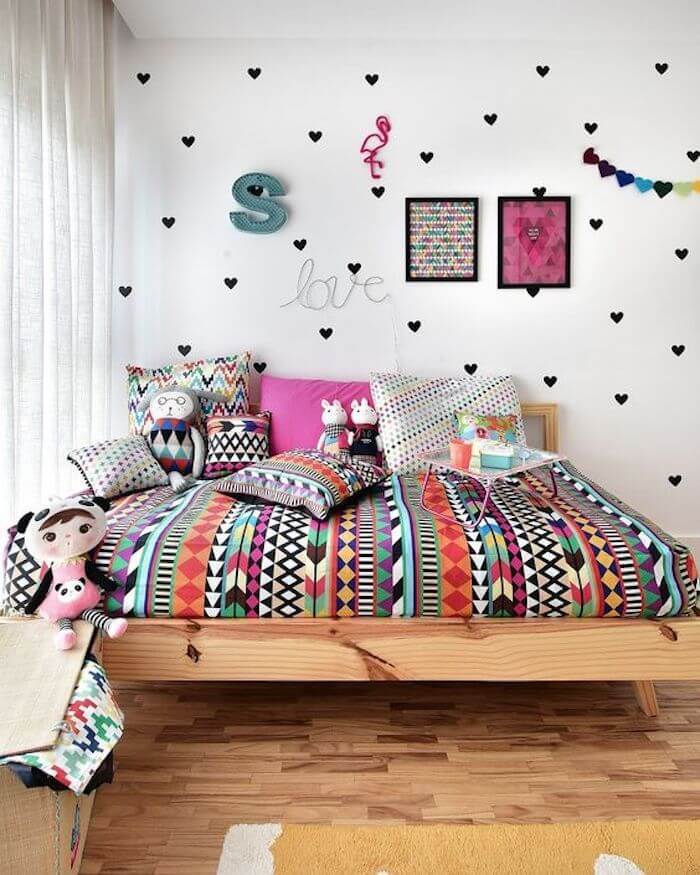 4 – Wall stickers