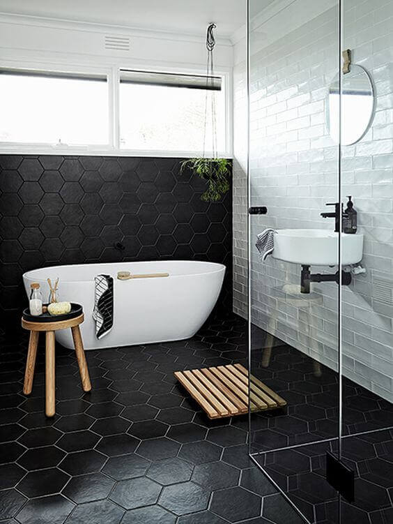 Bathroom decorated in black and white 9
