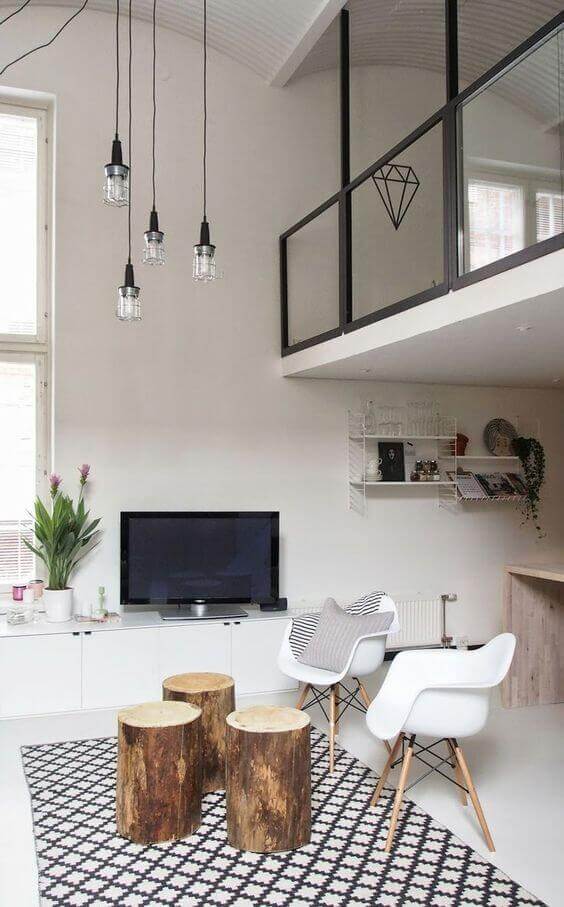 Black and white decor in the room 1