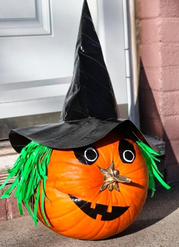 Pumpkin in the form of a witch's  head 