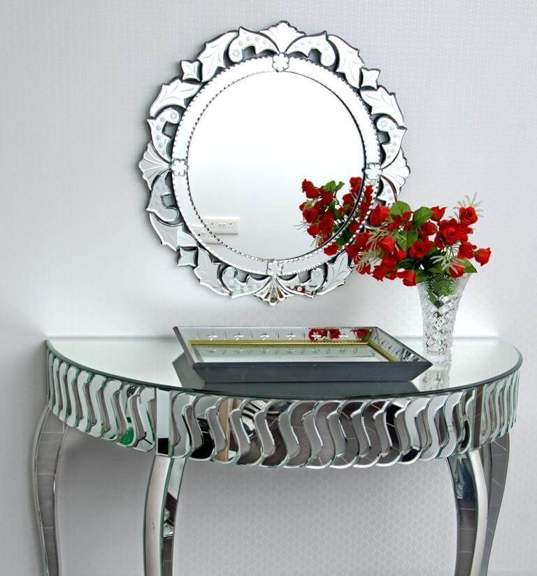 Table decoration mirrors