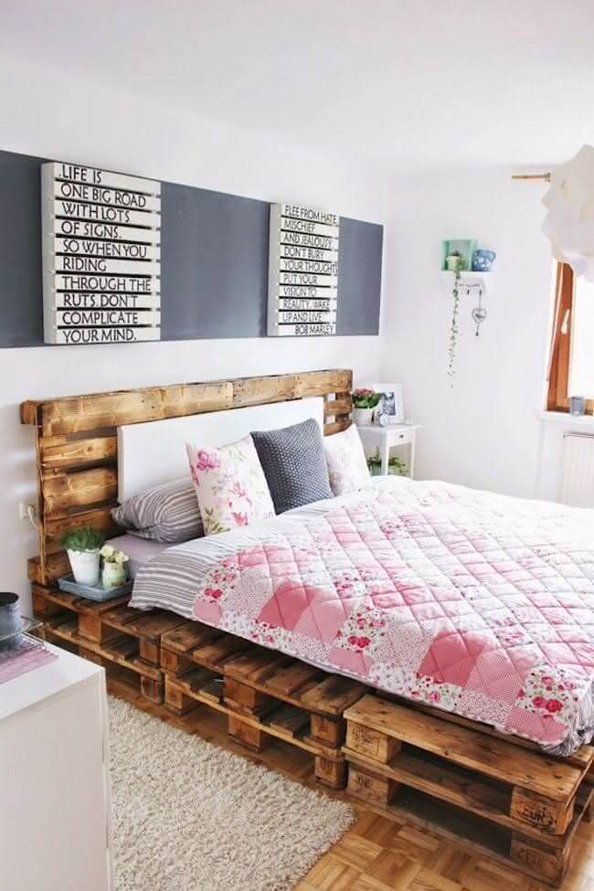 1 - Double bed with pallet.jpg 2