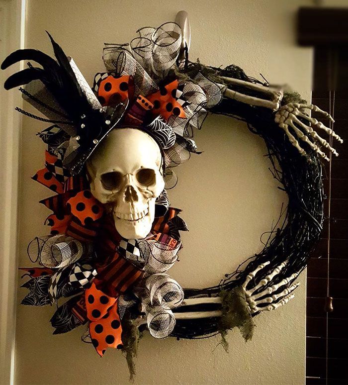 10. Halloween Wreath
