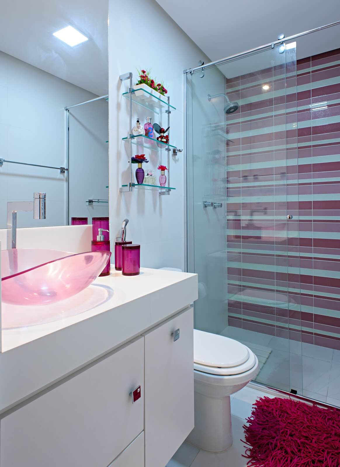 7 – Pink glass tub