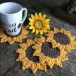 Beautiful Ideas on How to Use Sunflowers in Decor