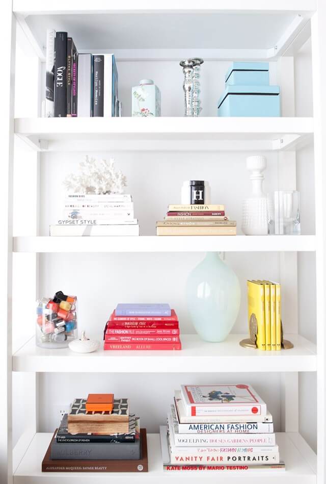 24- White Shelves