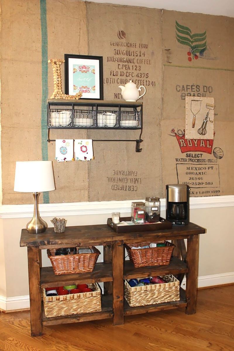 27 – Decorate the Corner with Burlap on the Walls