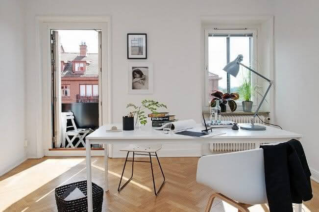 Scandinavian-style office 1