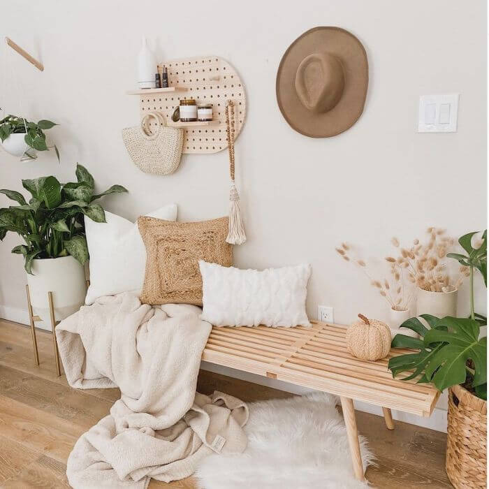 Ways to Decorate With Benches Per Room 1