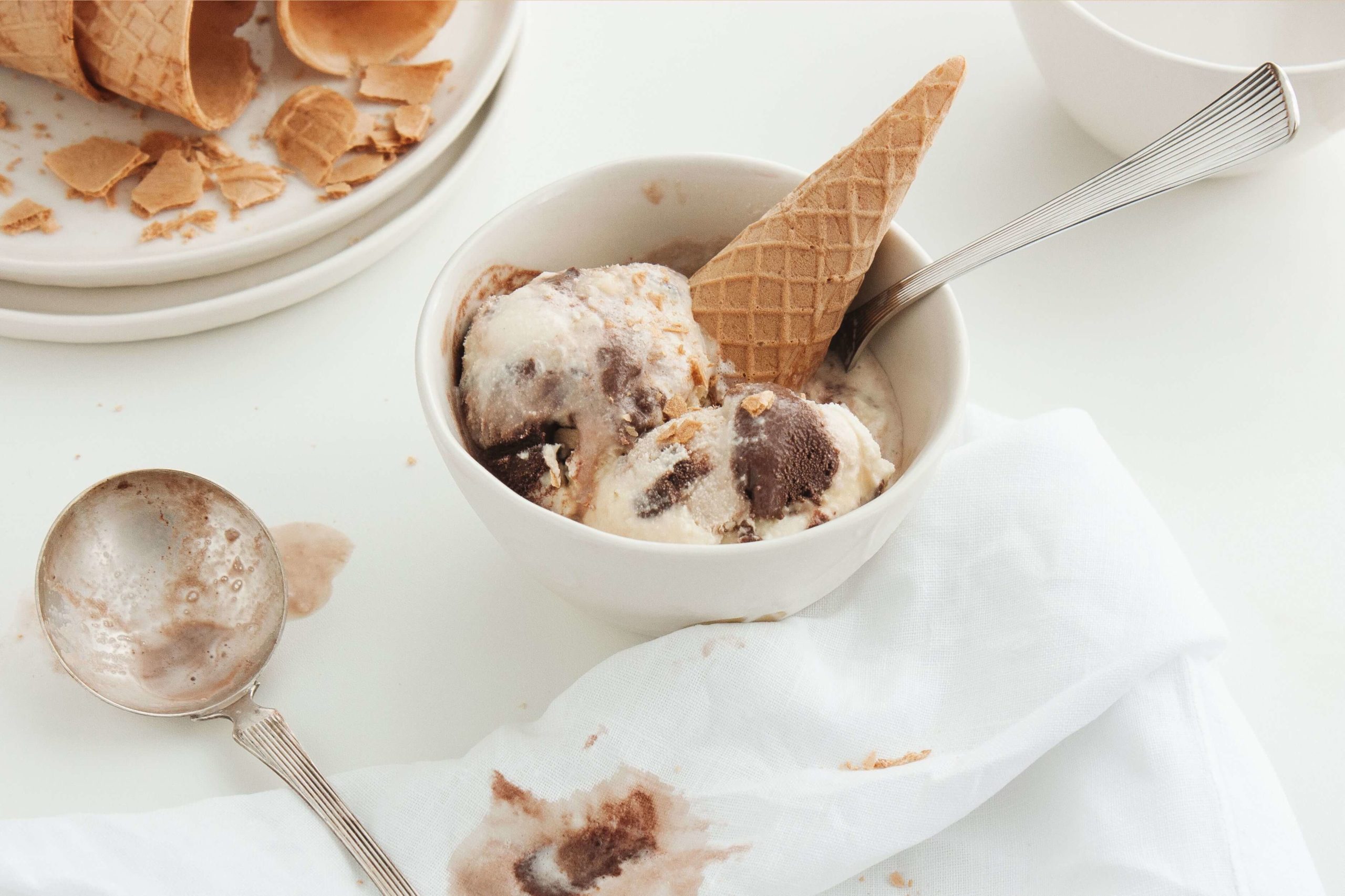 3- Chocolate ice cream stains